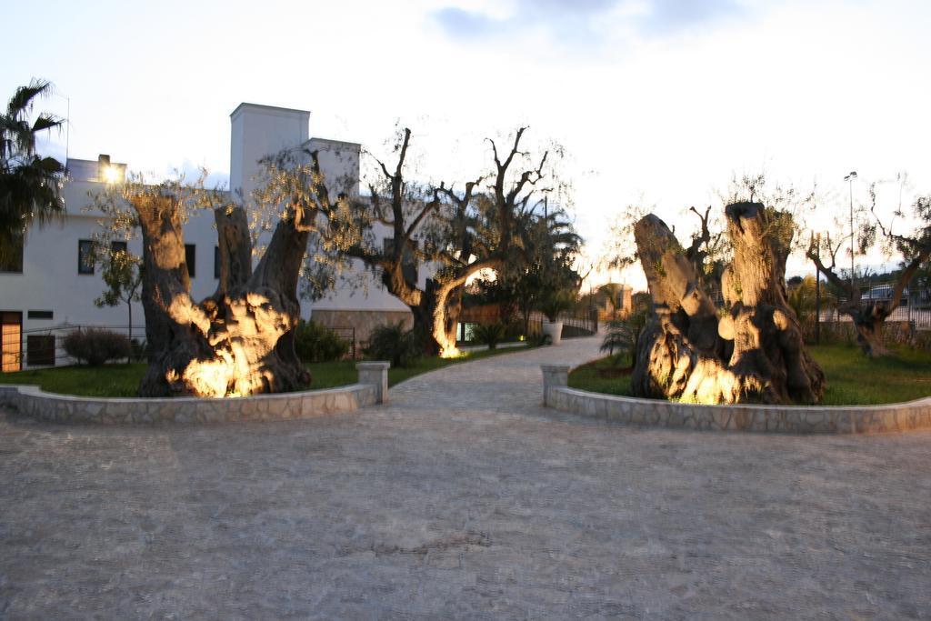 Citta Bianca Country Resort Ostuni Exterior photo