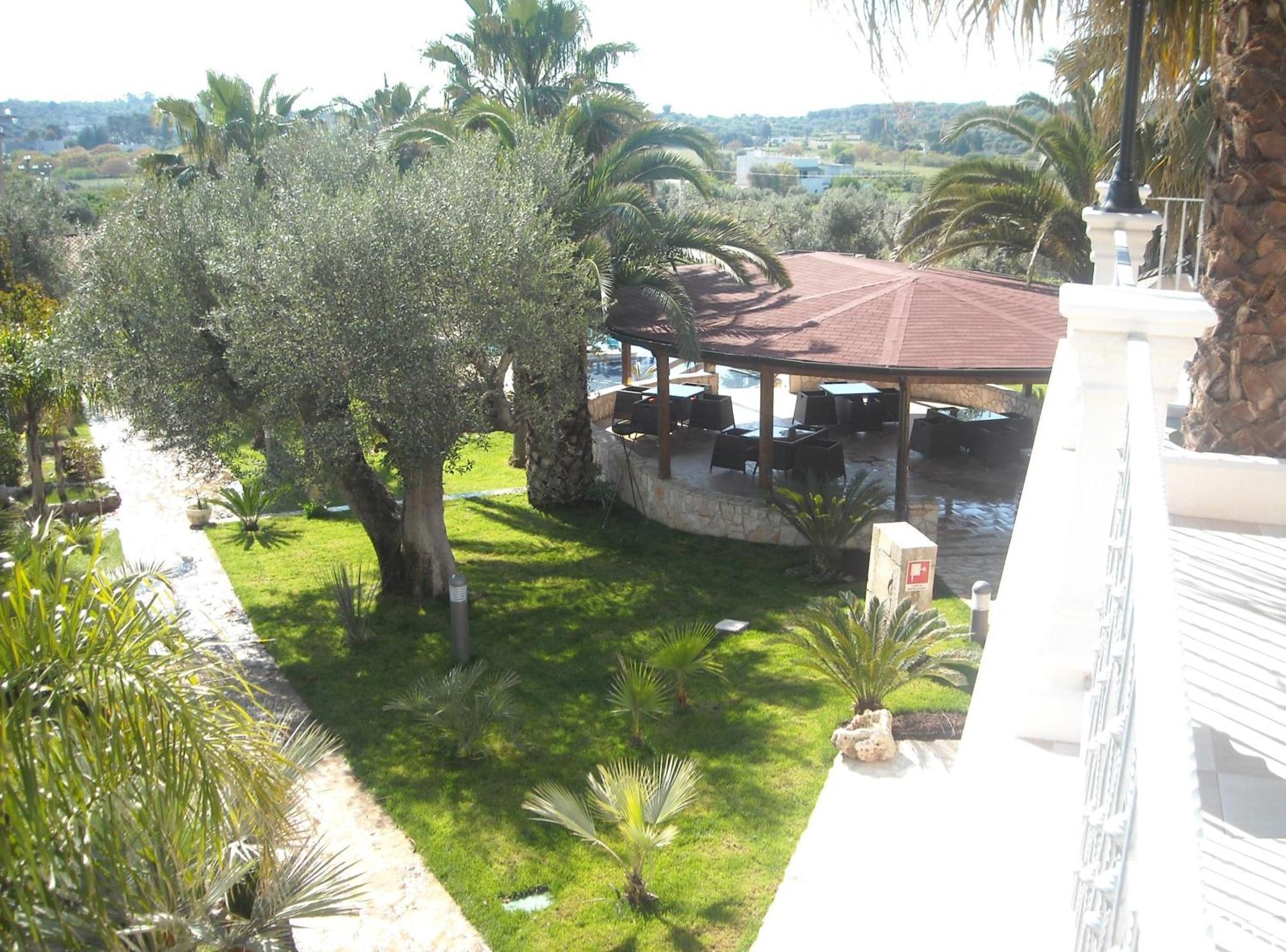 Citta Bianca Country Resort Ostuni Exterior photo